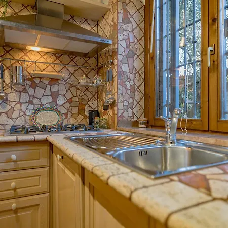 Prázdninový dům Malpensa Jacuzzi House *