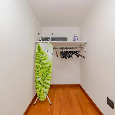 Prázdninový dům Malpensa Jacuzzi House Ferno
