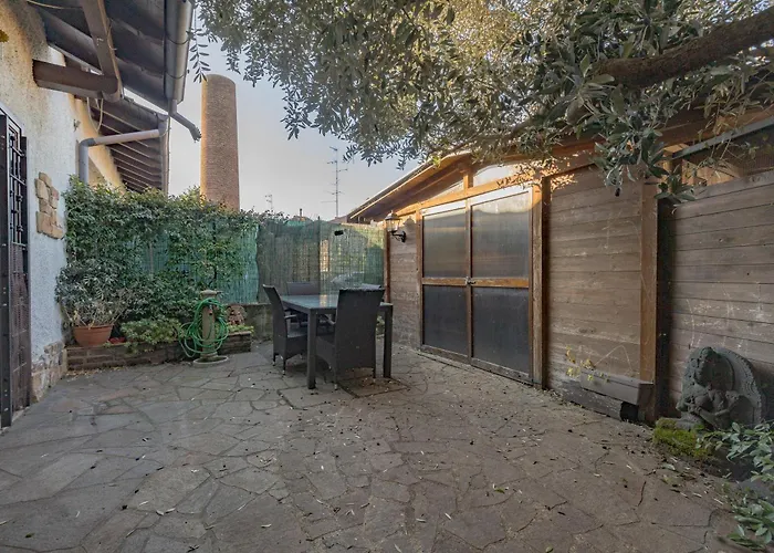 Vakantiehuis Malpensa Jacuzzi House *